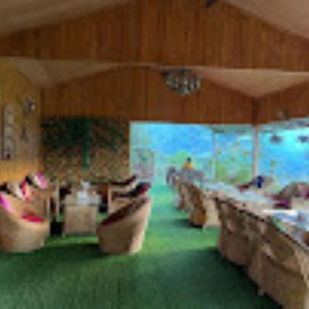 The Village Retreat Resort , Guptkashi Gupta Kāshi エクステリア 写真