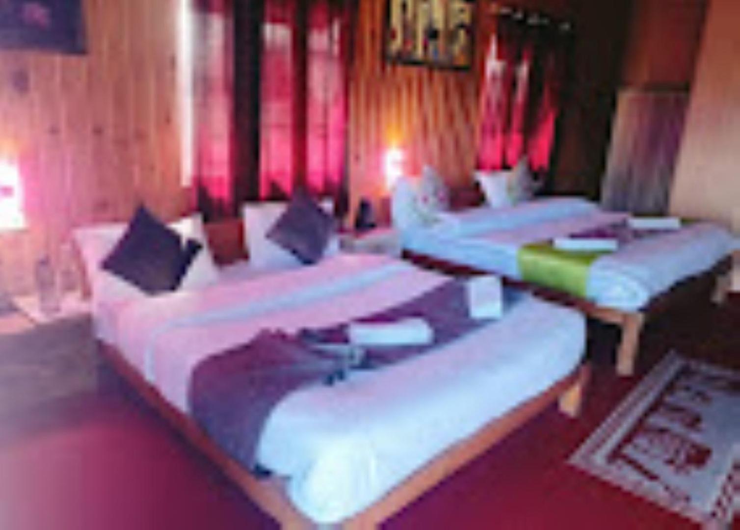 The Village Retreat Resort , Guptkashi Gupta Kāshi エクステリア 写真