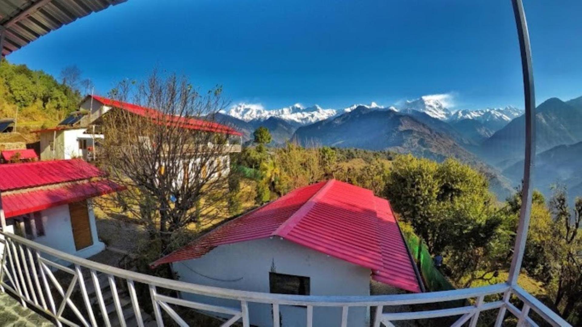 The Village Retreat Resort , Guptkashi Gupta Kāshi エクステリア 写真
